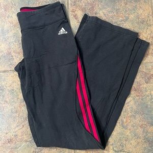 adidas leggings sweatpants | black & hot pink size small
